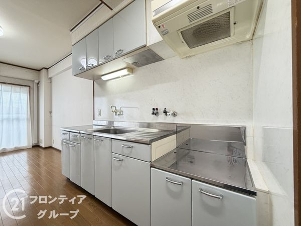 枚方ハイツ８号棟　中古マンション