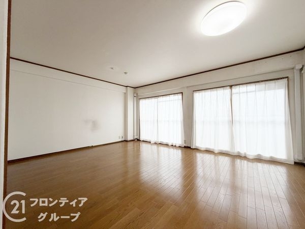 枚方ハイツ８号棟　中古マンション