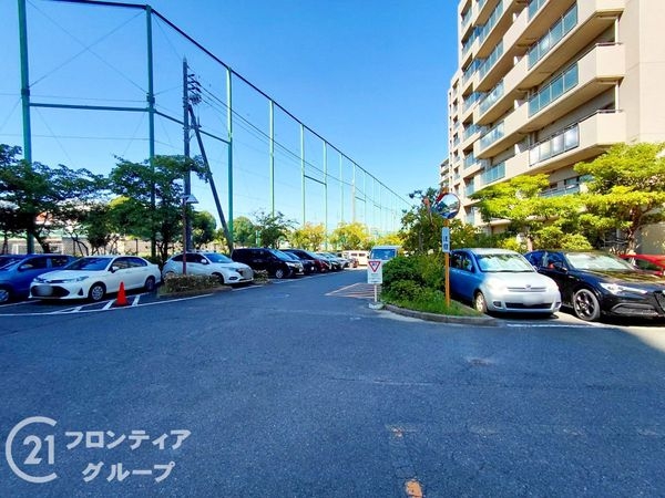 オークヒルズ香里四番館　中古マンション