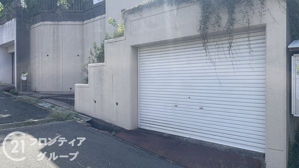 枚方市山之上北町の中古一戸建て