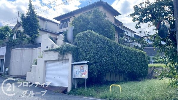 枚方市山之上北町の中古一戸建て