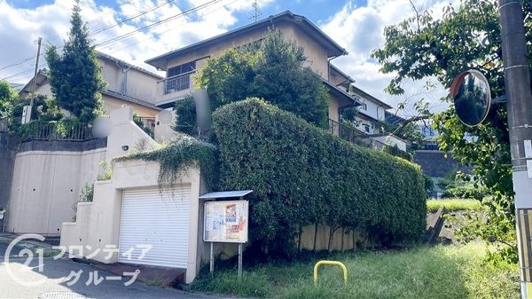 枚方市山之上北町の中古一戸建て