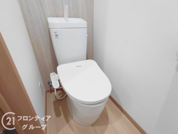 寝屋川市緑町　中古一戸建て