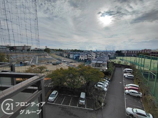 オークヒルズ香里四番館　中古マンション
