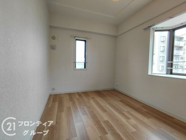 オークヒルズ香里四番館　中古マンション