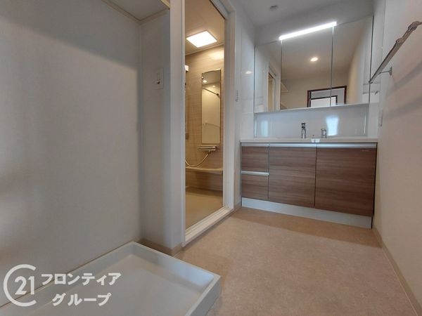 オークヒルズ香里四番館　中古マンション