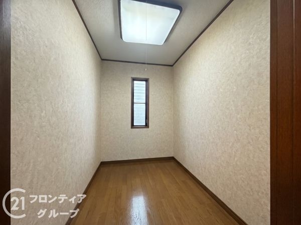 寝屋川市太秦緑が丘の中古一戸建て
