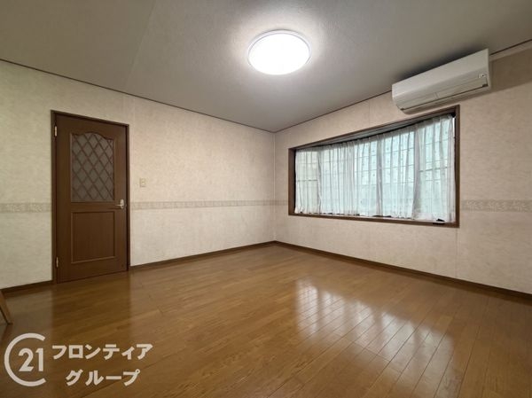 寝屋川市太秦緑が丘の中古一戸建て