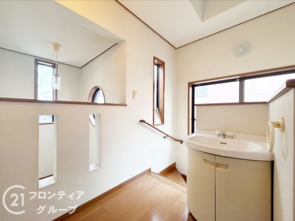 寝屋川市太秦緑が丘の中古一戸建て