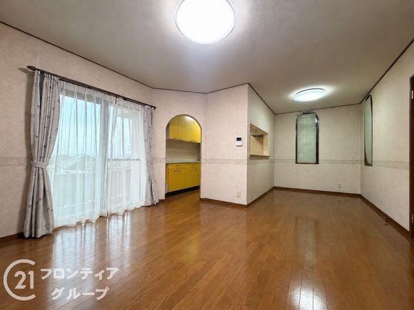 寝屋川市太秦緑が丘の中古一戸建て