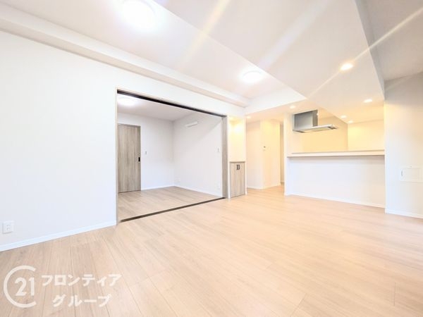 リフレ神戸 中古マンション(リビング)