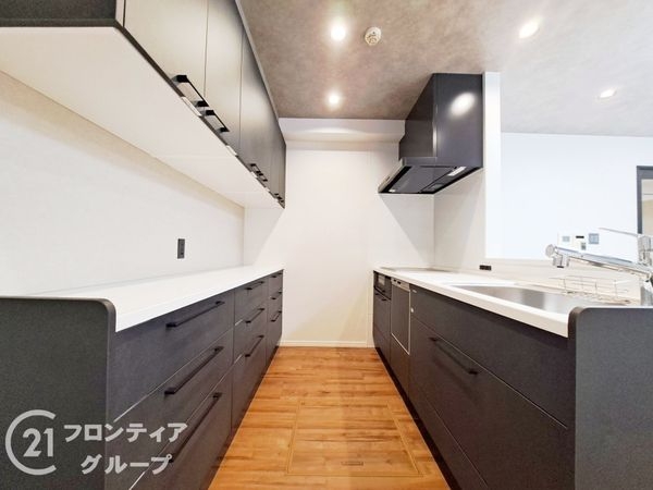新神戸アパートメント　中古マンション