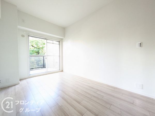 ＲＩＣウエストコート５番街４番館　中古マンション