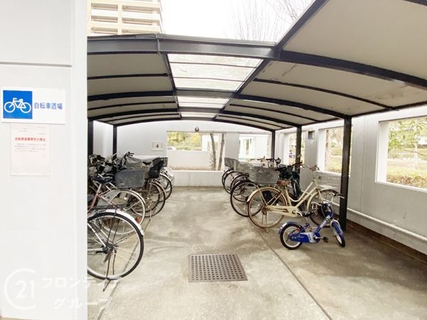 ＲＩＣウエストコート５番街４番館　中古マンション