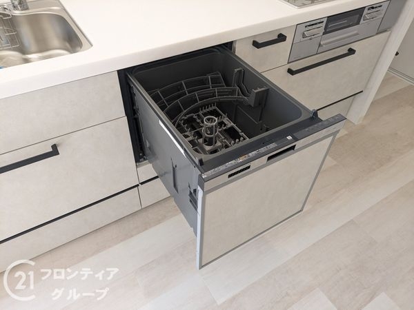 ＲＩＣウエストコート５番街４番館　中古マンション