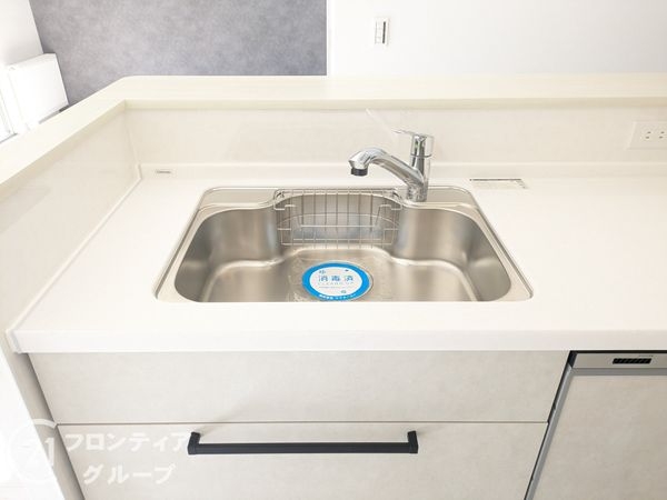 ＲＩＣウエストコート５番街４番館　中古マンション
