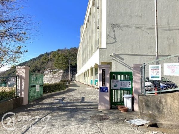 グレイスハイツ新神戸　中古マンション(神戸市立布引中学校)