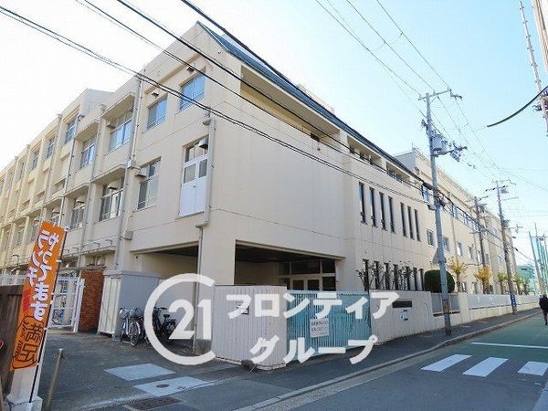 ディオ・フェルティ神戸壱番館　中古マンション(神戸市立和田岬小学校)