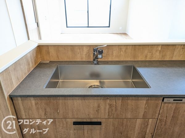 神戸市灘区篠原本町１丁目　新築一戸建て　B号地