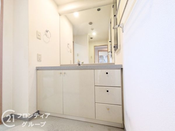 ステイツ六甲道フラッツ　中古マンション
