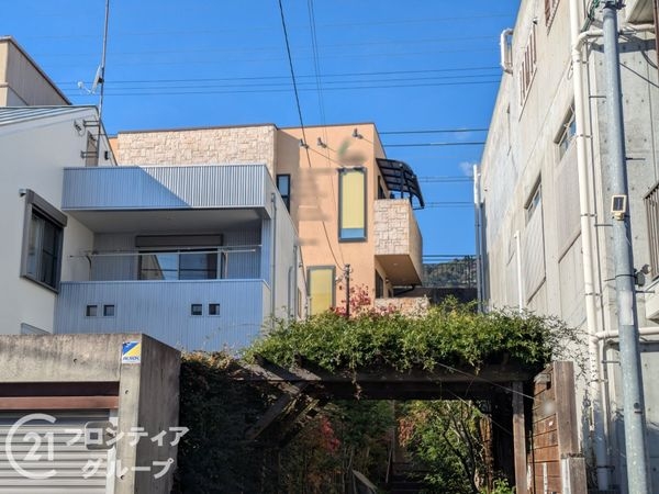 神戸市東灘区岡本４丁目の中古一戸建て