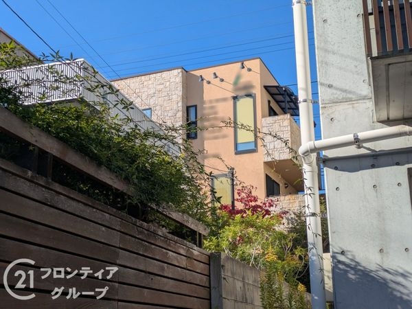 神戸市東灘区岡本４丁目の中古一戸建て