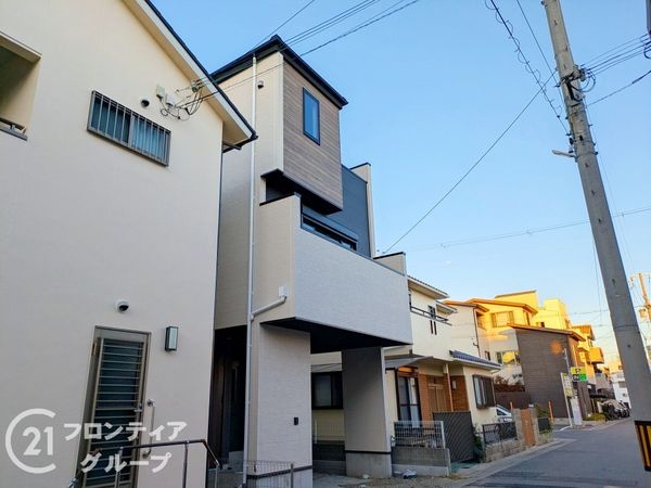 神戸市兵庫区吉田町２丁目　新築一戸建て　２号棟