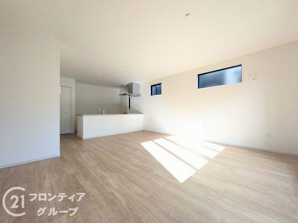 神戸市兵庫区吉田町２丁目　新築一戸建て　１号棟