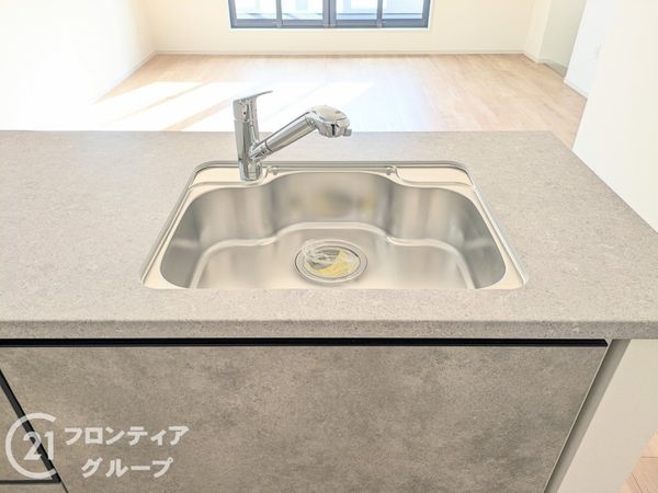神戸市兵庫区吉田町２丁目　新築一戸建て　１号棟