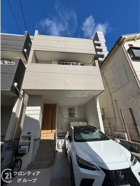 神戸市中央区坂口通７丁目　中古一戸建て