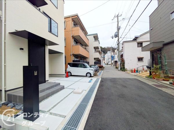神戸市兵庫区石井町４丁目　新築一戸建て　２号棟