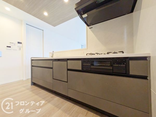 神戸市灘区岸地通３丁目　新築一戸建て