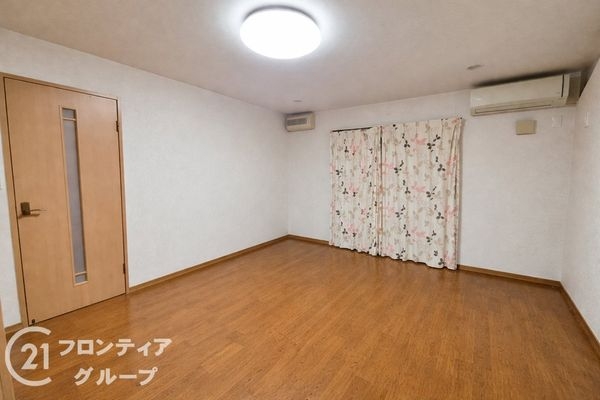 神戸市長田区平和台町２丁目　中古一戸建て