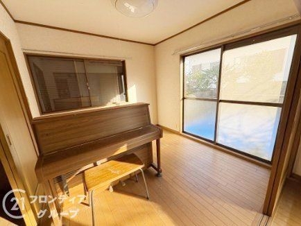 神戸市東灘区西岡本７丁目の中古一戸建て