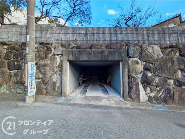 神戸市東灘区西岡本７丁目の中古一戸建て