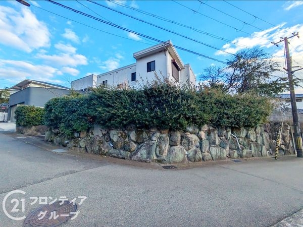 神戸市東灘区西岡本７丁目の中古一戸建て
