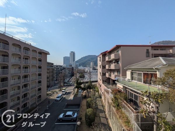 熊内スカイハイツ　中古マンション
