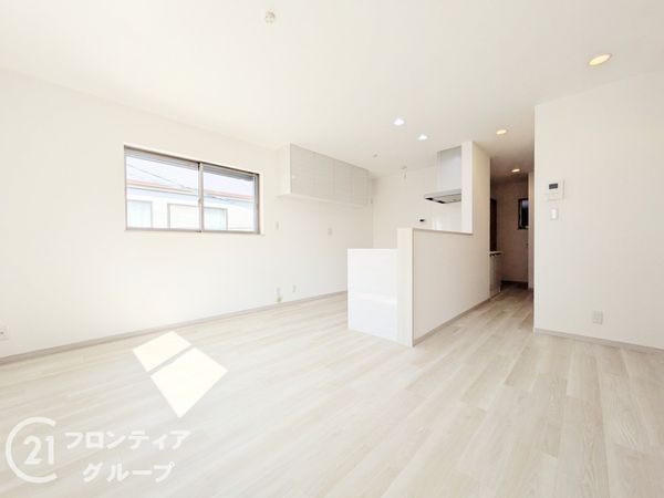 神戸市兵庫区西出町２丁目　中古一戸建て