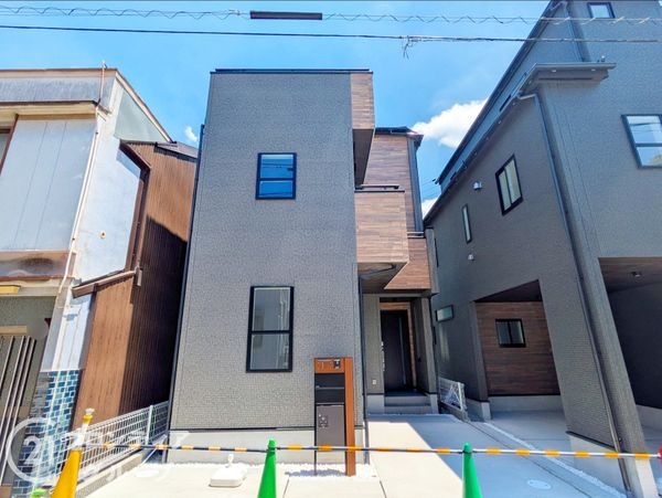 神戸市兵庫区菊水町４丁目　新築一戸建て　１号棟