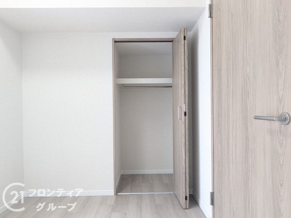 ＲＩＣイーストコート８番街１番館　中古マンション