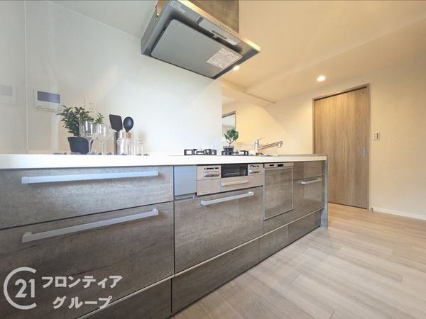 ＲＩＣイーストコート８番街１番館　中古マンション