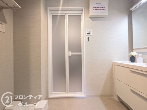 ＲＩＣイーストコート８番街１番館　中古マンション