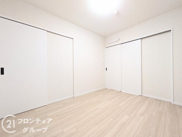 ＲＩＣウエストコート５番街２番館　中古マンション