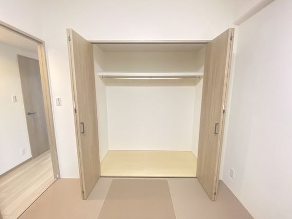 ＲＩＣイーストコート四番街　５号棟　中古マンション