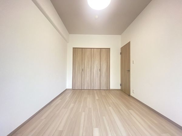 ＲＩＣイーストコート四番街　５号棟　中古マンション