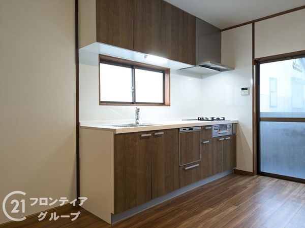 神戸市東灘区深江本町４丁目の中古一戸建て