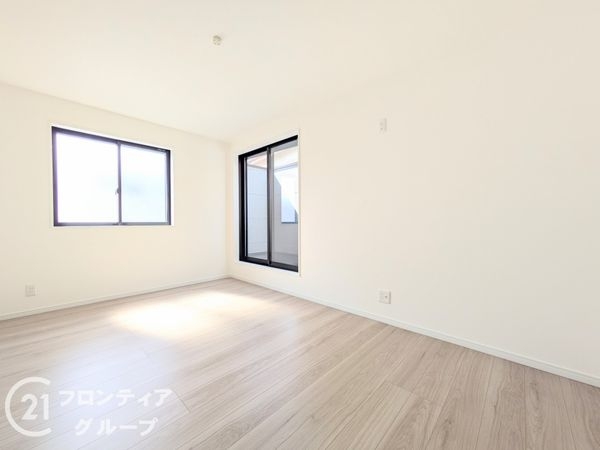神戸市中央区熊内町２丁目　新築一戸建て　全１区画