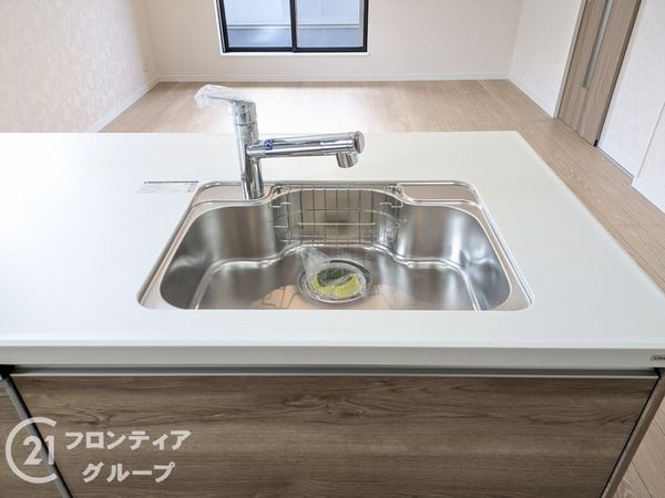 神戸市長田区神楽町３丁目　新築一戸建て　B号棟