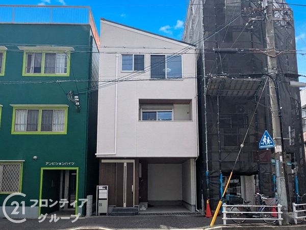 神戸市兵庫区荒田町4丁目　中古一戸建て