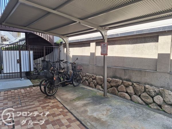 ユニハイム岡本　中古マンション